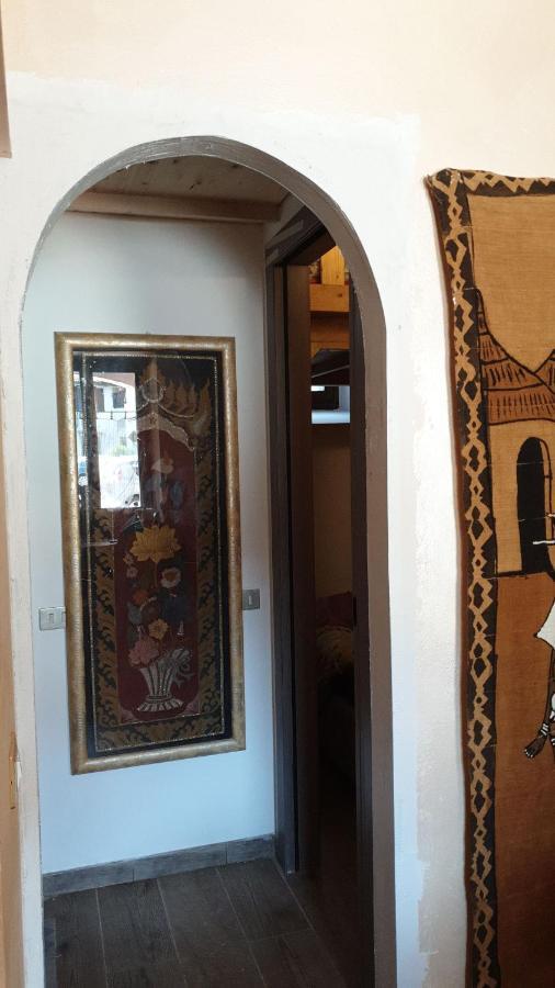 Antico Convento Leilighet Moniga del Garda Eksteriør bilde